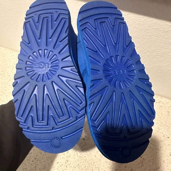 UGG Neumel - Picture 6 of 10